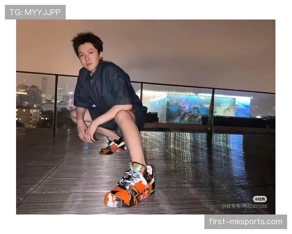 王楚钦训练完直接打车去SKP买表，这谁顶得住啊